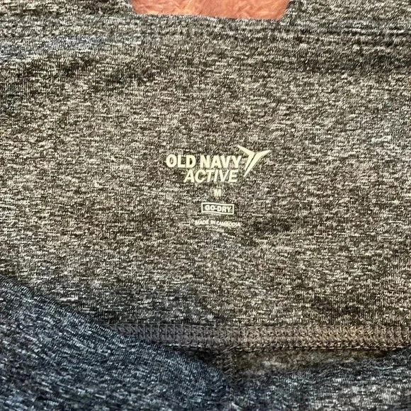 Old Navy Active Capris - Picture 2 of 2